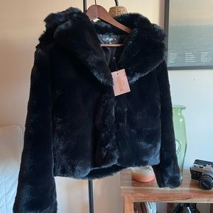 Black faux fur fluffy jacket